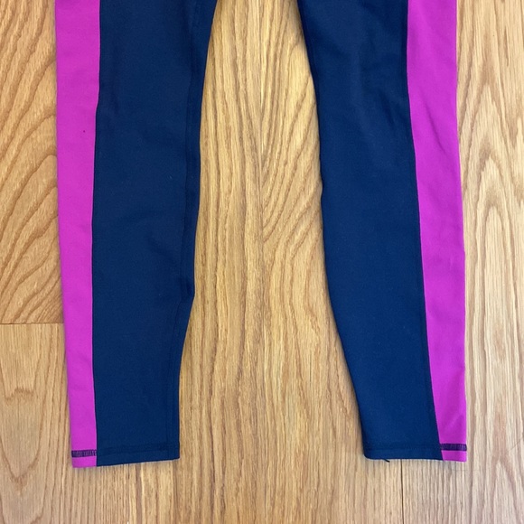 Fabletics PowerHold leggings blue and pink - Picture 3 of 6